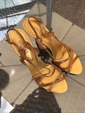 GUESS Metallic Bronze Strappy Stiletto Heels Size 10